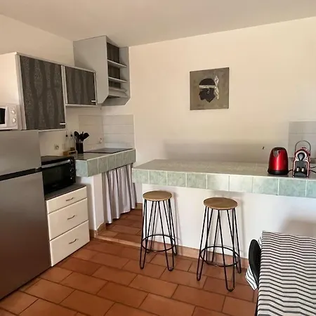 Rez De Bordure Апартаменты *