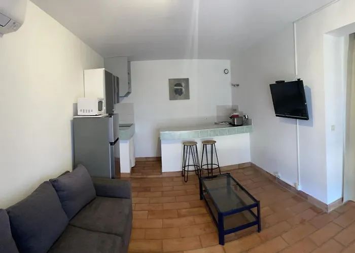 Apartmán Rez De Bordure Ajaccio (Corsica)